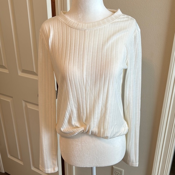 Sanctuary Tops - Sanctuary White Ribbed Blouse